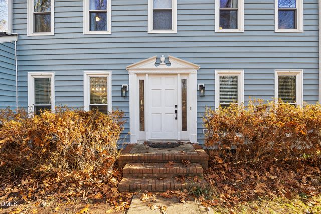 110 Pointe Place, Hillsborough, NC 27278