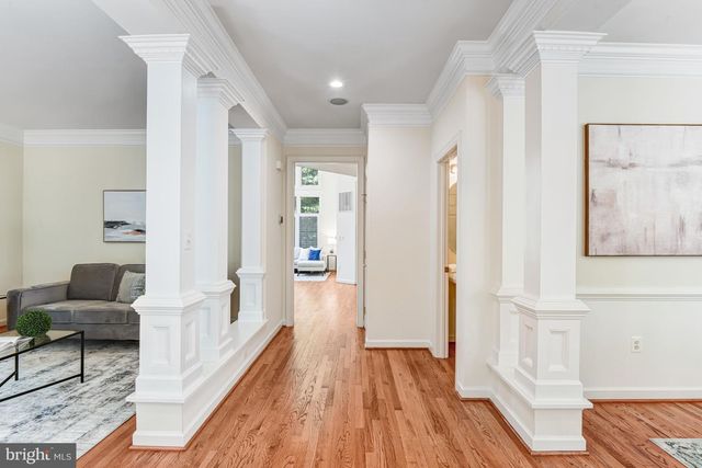 3842 FARRCROFT GRN, Fairfax, VA 22030