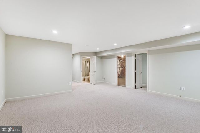 3842 FARRCROFT GRN, Fairfax, VA 22030