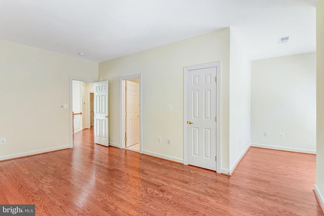 3842 FARRCROFT GRN, Fairfax, VA 22030