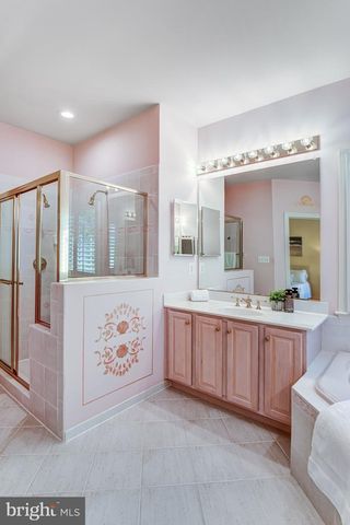 3842 FARRCROFT GRN, Fairfax, VA 22030