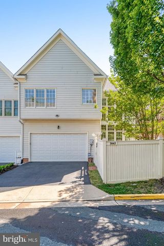 3842 FARRCROFT GRN, Fairfax, VA 22030