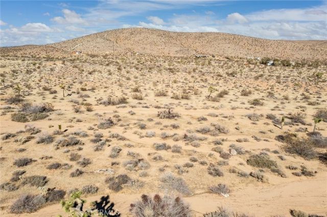 59525 La Crescenta, Yucca Valley, CA 92284
