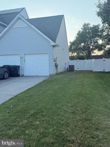 41 SASSAFRAS DR, Sicklerville, NJ 08081