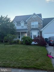 41 SASSAFRAS DR, Sicklerville, NJ 08081