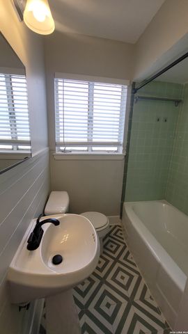 340 Natalen, San Antonio, TX 78209