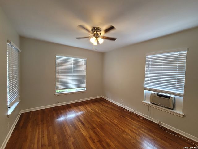 340 Natalen, San Antonio, TX 78209