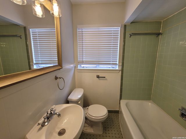 340 Natalen, San Antonio, TX 78209