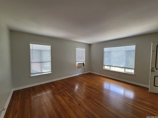 340 Natalen, San Antonio, TX 78209