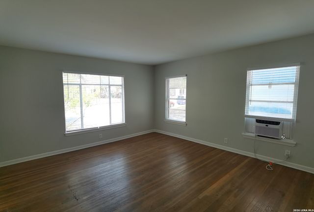 340 Natalen, San Antonio, TX 78209