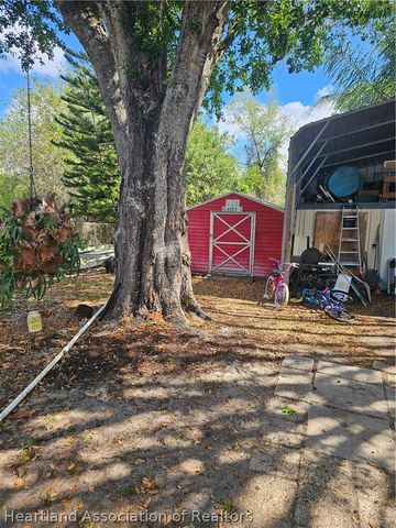 1533 Pinetop Terrace, Lake Placid, FL 33852