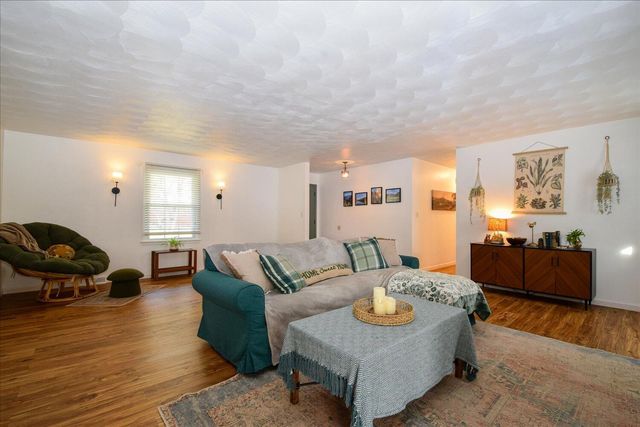 7125 Cedar Crest RD, Roanoke, VA 24019