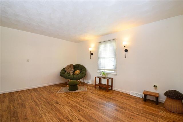 7125 Cedar Crest RD, Roanoke, VA 24019