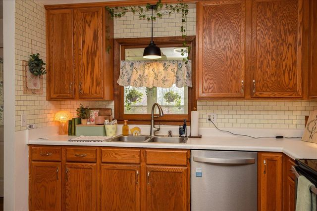 7125 Cedar Crest RD, Roanoke, VA 24019