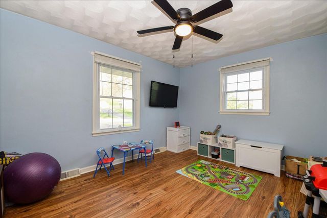 7125 Cedar Crest RD, Roanoke, VA 24019