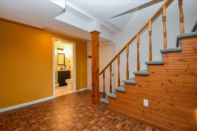 7125 Cedar Crest RD, Roanoke, VA 24019