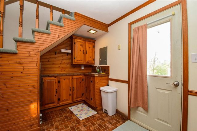 7125 Cedar Crest RD, Roanoke, VA 24019