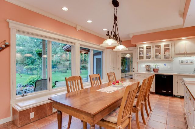 4151 Rice Street, Shoreview, MN 55126