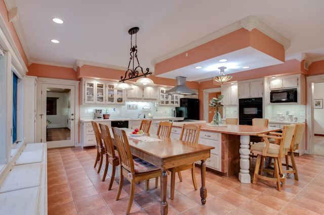 4151 Rice Street, Shoreview, MN 55126