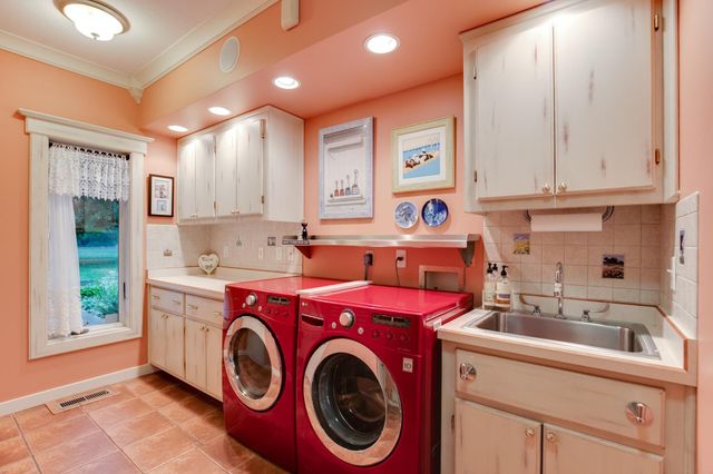 4151 Rice Street, Shoreview, MN 55126