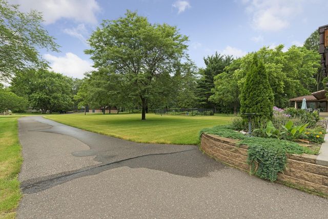 4151 Rice Street, Shoreview, MN 55126