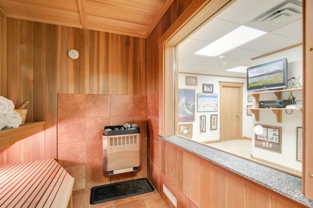 4151 Rice Street, Shoreview, MN 55126