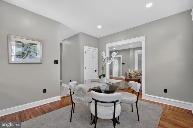39 CLOVERDALE AVE, Upper Darby, PA 19082