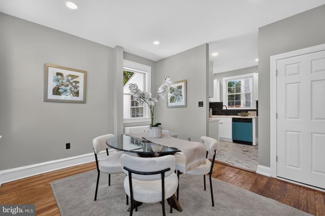 39 CLOVERDALE AVE, Upper Darby, PA 19082