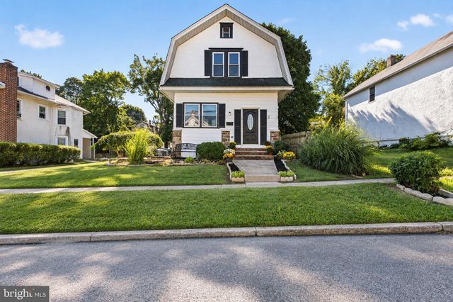 39 CLOVERDALE AVE, Upper Darby, PA 19082