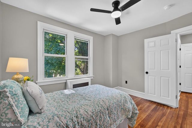 39 CLOVERDALE AVE, Upper Darby, PA 19082