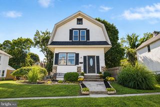 39 CLOVERDALE AVE, Upper Darby, PA 19082