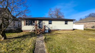 2004 N 21st Street, Terre Haute, IN 47804
