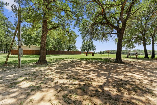 243 Brooks Circle, Lorena, TX 76655