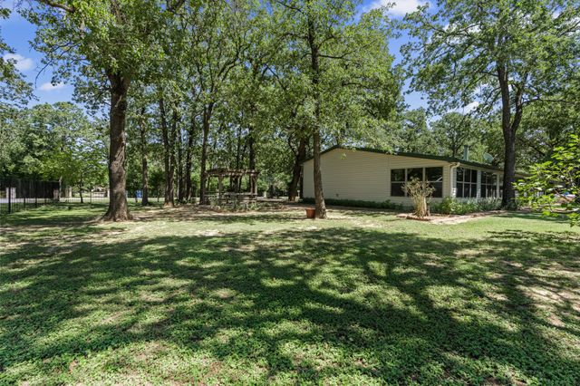 243 Brooks Circle, Lorena, TX 76655