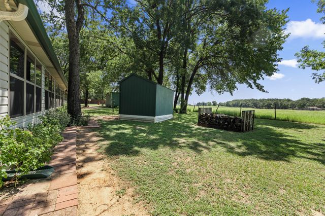 243 Brooks Circle, Lorena, TX 76655