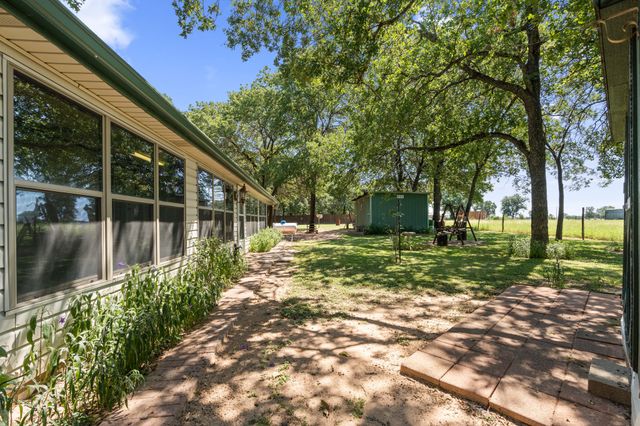 243 Brooks Circle, Lorena, TX 76655