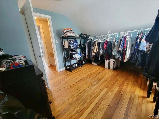 15 Woodlawn Avenue East, Utica, NY 13501