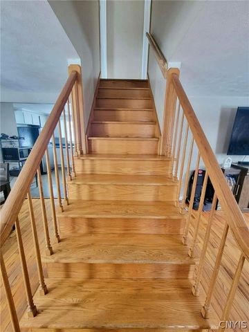 15 Woodlawn Avenue East, Utica, NY 13501