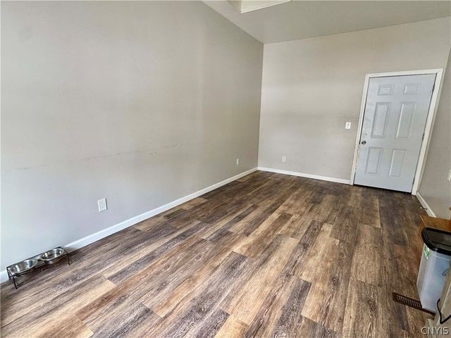 15 Woodlawn Avenue East, Utica, NY 13501