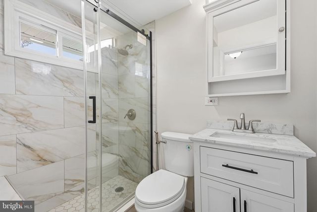 56 N NORTHPARK DR, Levittown, PA 19054