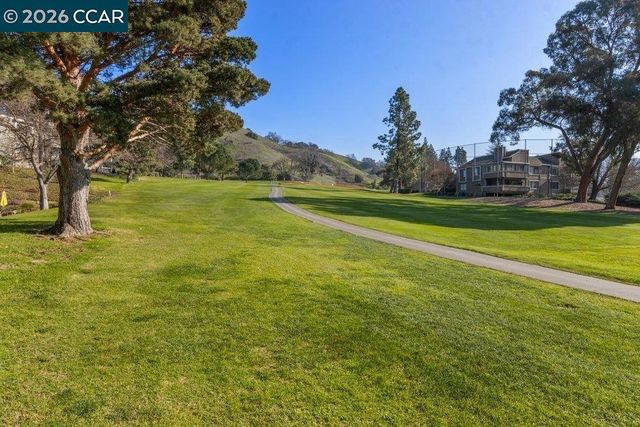 3136 Rossmoor Parkway 6, Walnut Creek, CA 94595