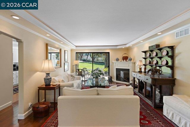 3136 Rossmoor Parkway 6, Walnut Creek, CA 94595