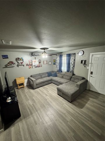 125 S Glencoe Circle, Wichita Falls, TX 76302