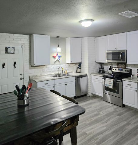 125 S Glencoe Circle, Wichita Falls, TX 76302