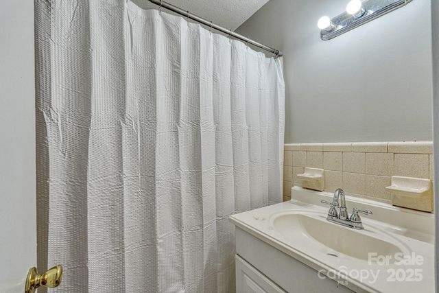 203 Seitz Drive, Forest City, NC 28043