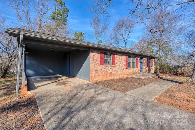 203 Seitz Drive, Forest City, NC 28043