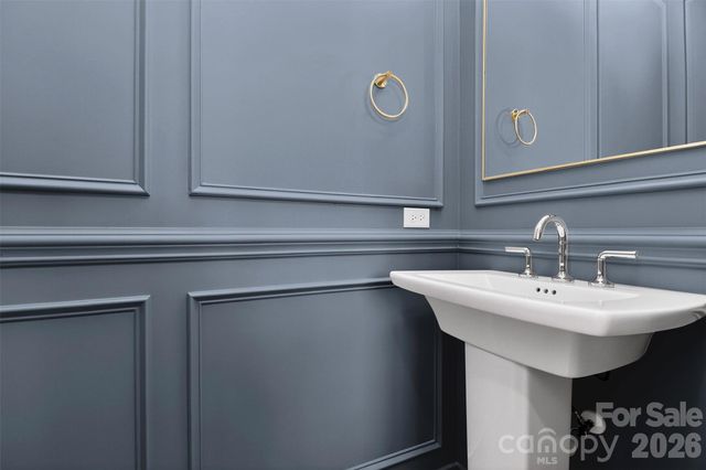 2714 Baltimore Avenue, Charlotte, NC 28203