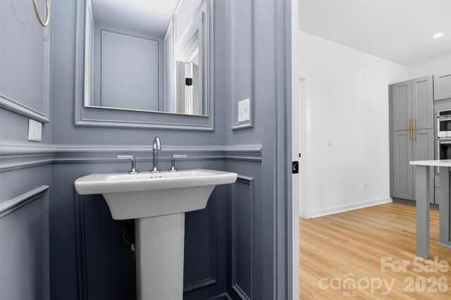 2714 Baltimore Avenue, Charlotte, NC 28203