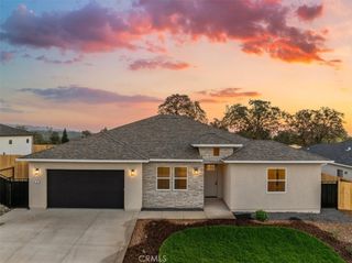 6 Moonbeam Court, Oroville, CA 95966