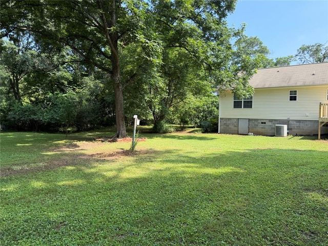 2370 Pine Valley Road, Powder Springs, GA 30127
